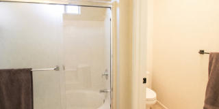 Beautiful 3 Bed, 2.5 Bath Townhome with A/C and 2-Car Garage Gallery 27