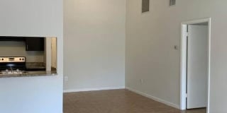 2714 N Nob Hill Road Gallery 2