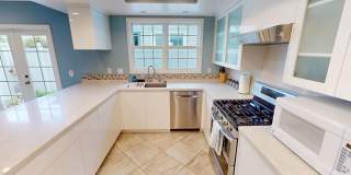 Great LOCATION | Close to Orange Ave & Beach Gallery 13
