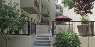 Los Feliz Summit Apartments Gallery 17