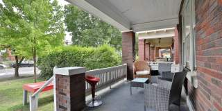 GREAT OSU SOUTH CAMPUS LOCATION - Ridiculously Nice back deck and off-street parking for everyone Gallery 6