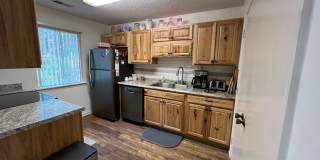 FURNISHED 2 BEDROOM/2 BATH UNIT 2ND FLOOR FURNISHED 2 BEDROOM/2 BATH UNIT 2ND FLOOR Gallery 3
