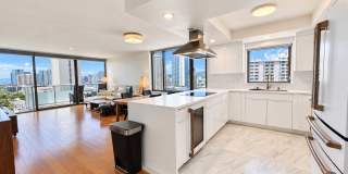FULLY RENOVATED & FULLY FURNISHED 2 BEDROOM IN THE WATERMARK WAIKIKI! Gallery 1