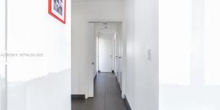 501 NE 51st St Gallery 14