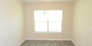 Roomy 3 Bed 2 Bath Duplex Home for Rent w Lawn Cutting Included! Gallery 27