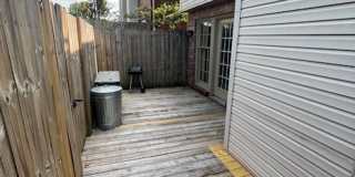Elegant Colonial Style 2 Bedroom 2 and a half Bathroom Townhome in Little Rock Gallery 9