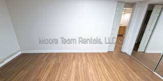 2 Bed / 3 Bath Condo - Office, Pool, Clubhouse & Garage Gallery 16