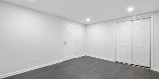 77 Alexander Avenue Gallery 18