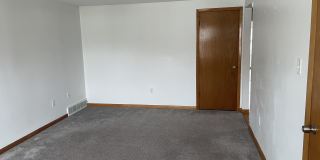 115 Klinger Ave Gallery 1