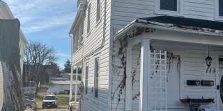 113-B JOHN Street W unit: B Gallery 1