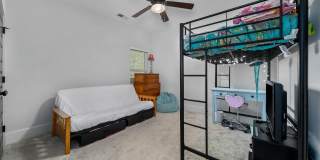 2197 SAMUEL PASS Gallery 22