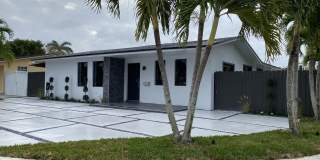 10360 Southwest 7th Street Gallery 1