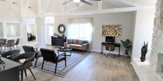 Ashwood Gallery 15