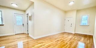 Nicely renovated, pet friendly 3 bed in South Boston. Gallery 10