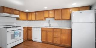 7 S Richards Ave Gallery 3