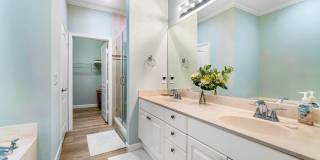 65 SE 5th Avenue Gallery 25