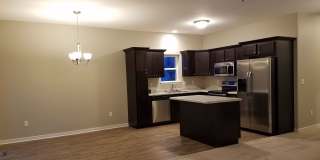 4 Bedroom, 3 bath close to University and available August 14, 2026 Gallery 6