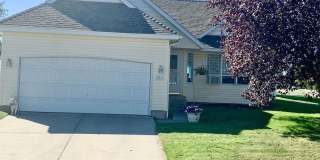 Charming Single-Level Rancher – 2 Bed, 2 Bath Gallery 1