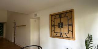 Hollywood Luxury 2 Bed Condo! Gallery 52