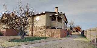 2 Story 2 Bedroom 2.5 Bathroom Condo in North OKC. Close to Turnpike and Quail Springs Mall is within walking distance 2 Story 2 Bedroom 2.5 Bathroom Condo in North OKC. Close to Turnpike and Quail Springs Mall is within walking distance Gallery 1