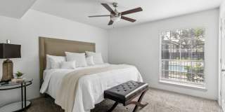 Vintage at 18th Street Gallery 76