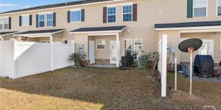 116 Ventura Place Gallery 25