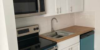 Cozy 2-Bedroom Apartment with Convenient Amenities Gallery 9