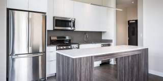 Luxe Logan Square Gallery 3