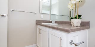 Ellinwood Gallery 11