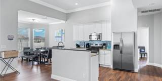 1049 NW 38th Place Gallery 27