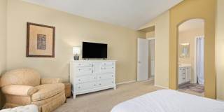 3 BR 2.5 BA Glendale Gallery 14