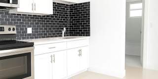 724 NW 3rd Ct Gallery 1