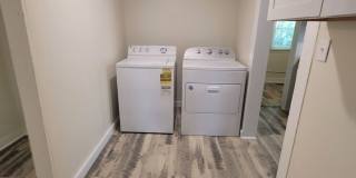 Newly renovated 4 bed 2 bath home in the heart of Downtown Wilmington . Gallery 13