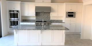 Amazing 5 bedroom home located in desirable Lake Forest community! Gallery 7