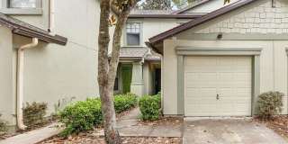2/2.5 Townhome with garage Gallery 1
