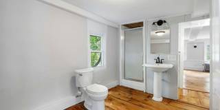 3 Portsmouth Avenue Gallery 33