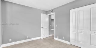 109 Lake Emerald Dr Gallery 26