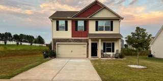 5 Bedroom 3 Bathroom Home in Pendleton Gallery 1