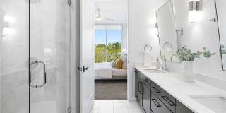 The Huntley Luxury Apartments Gallery 34