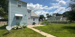 FOR RENT- 137 Hope St *Pets ok* $MOVE IN PROMO$ Gallery 22