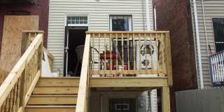 Beautiful Renovated Four bedroom Townhome Gallery 1