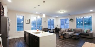 Empire Run Gallery 4