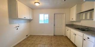 Two bedroom with a yard! Gallery 3