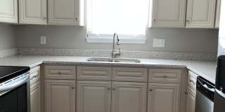 Two Bedroom 2.5 Bath Located in Riverbend Two Bedroom 2.5 Bath Located in Riverbend Gallery 5