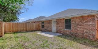 New Construction in Varenna Landing! Storm shelter and lawn care included! Gallery 29