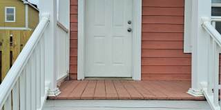 2525 Esplanade St Gallery 1