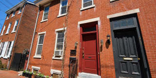 219 WOOD Street Gallery 1