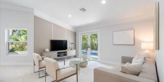 1132 NE 3rd Avenue Gallery 8