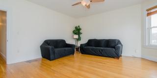 126 Minden StreetUnit 3 Gallery 4