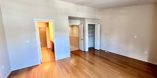 Spacious 2 Bed 2.5 Bath Lakemont Townhome with Greenbelt Views. Gallery 14